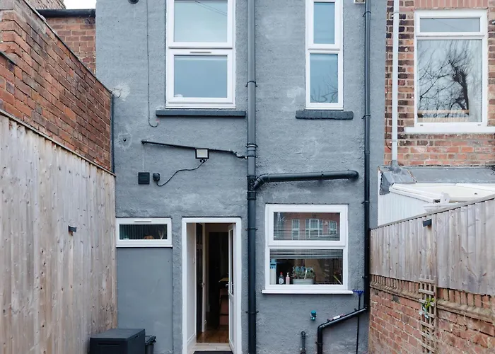 Victorian Terrace Near With Free Parking Дом отдыха *