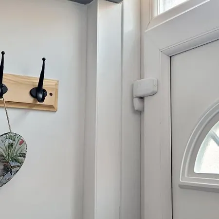 Sutherland St - 2 Bed With Free Parking Holiday home York