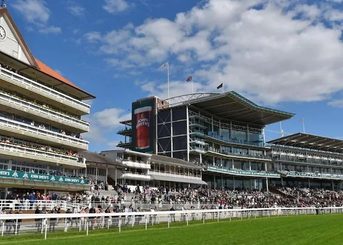 Stylish Getaway Walk To Centre And Cafes Holiday home York