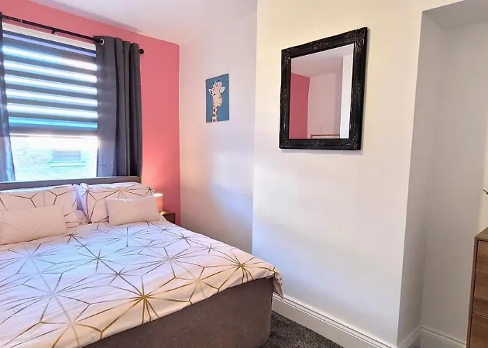 Stylish Getaway Walk To Centre And Cafes Holiday home *