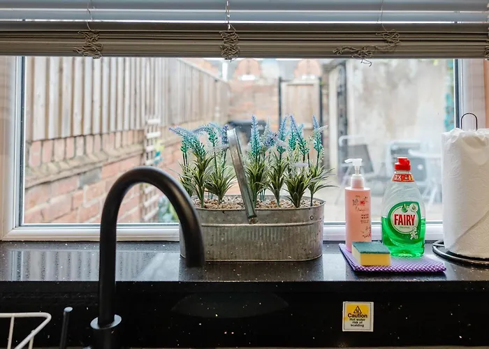 Nyaraló Victorian York Terrace Near City With Free Parking York