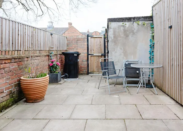 Victorian York Terrace Near City With Free Parking Nyaraló *