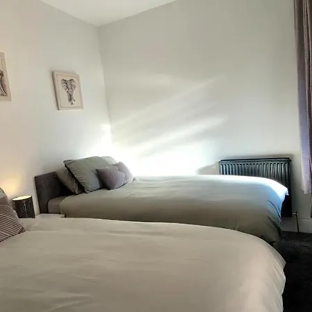 Sutherland St - 2 Bed With Free Parking York